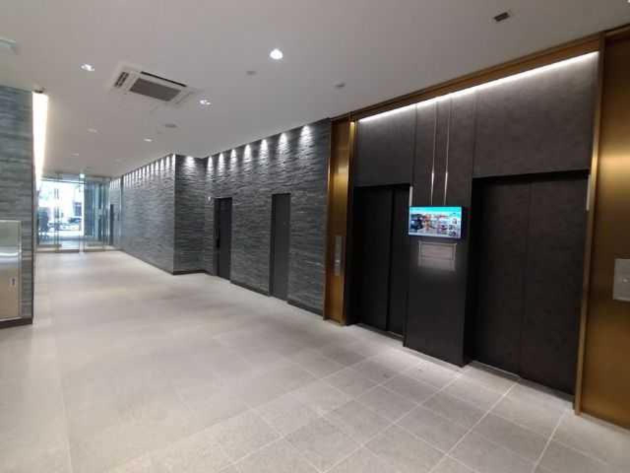 フロンティア新宿タワー