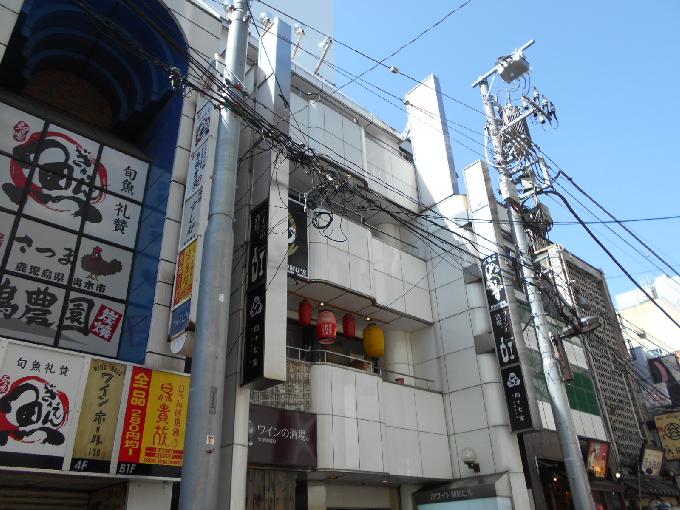 ホワイト駅前