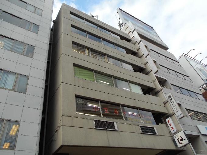 港ビル