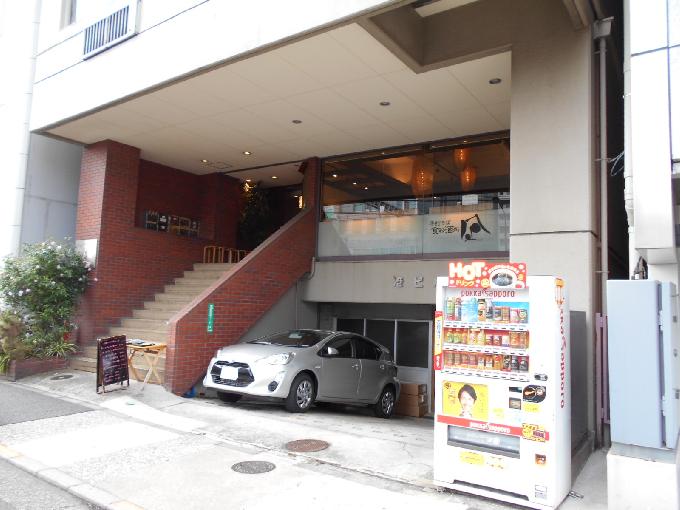 港ビル