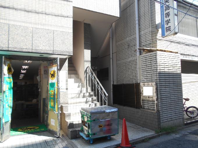 カメリアビル