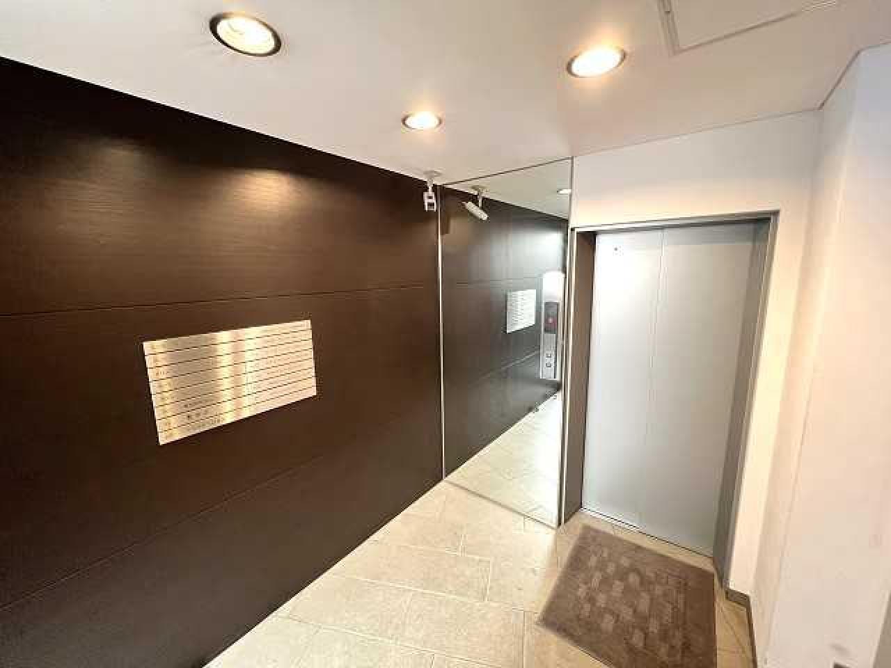 神田クレストビル