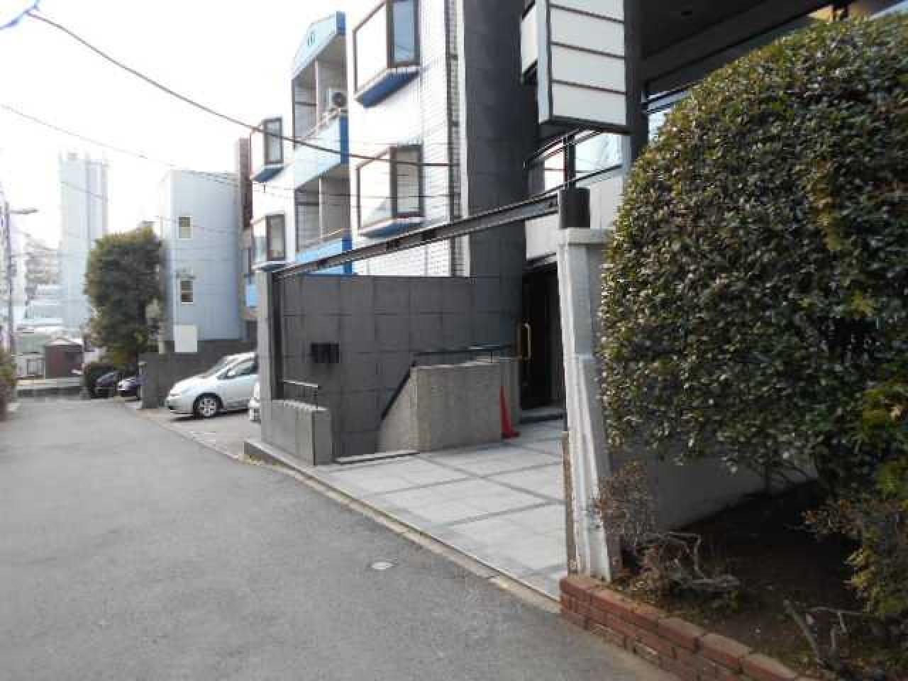 Rizビル