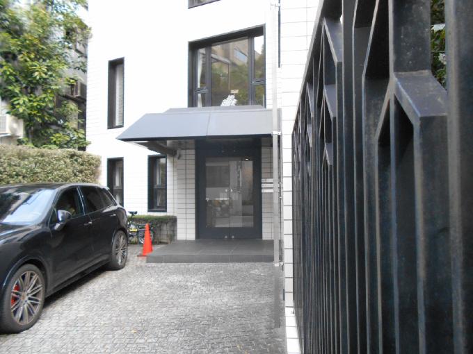 NISHIAZABU395