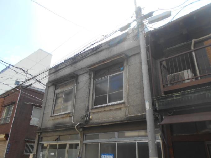 鳥越1丁目貸倉庫