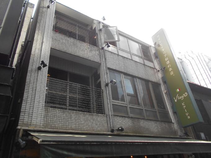 西新宿Ayaビル