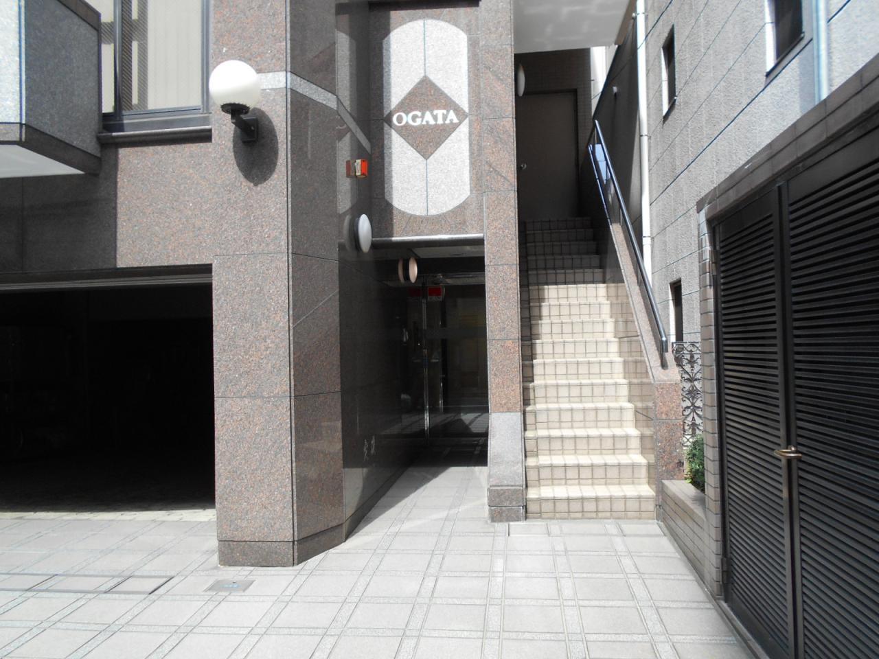オガタビル