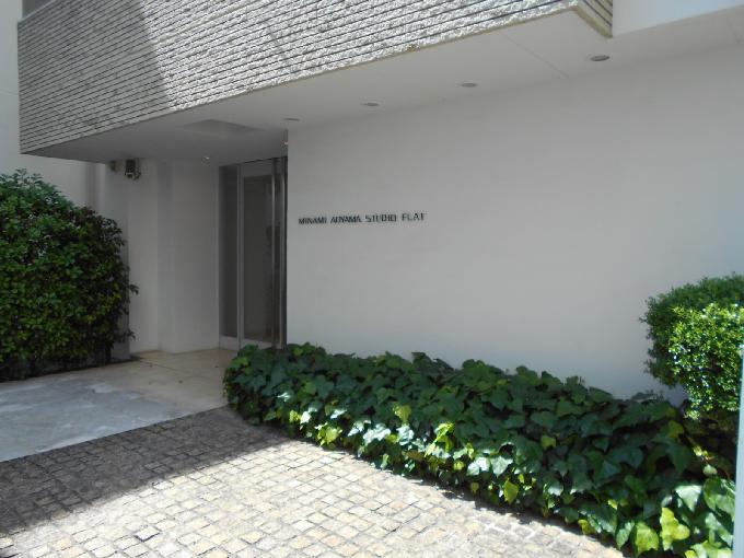 南青山STUDIO FLAT