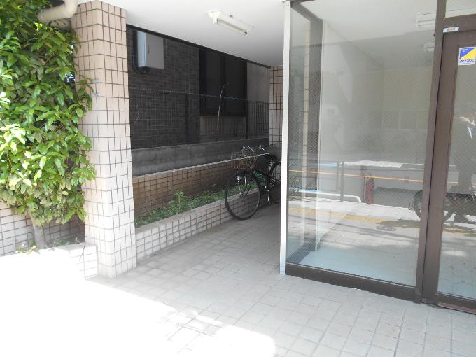 白岩ビル