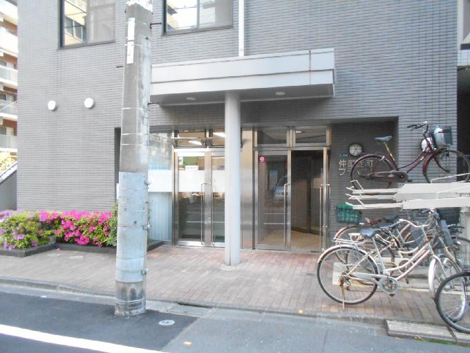 仲御徒町ビル