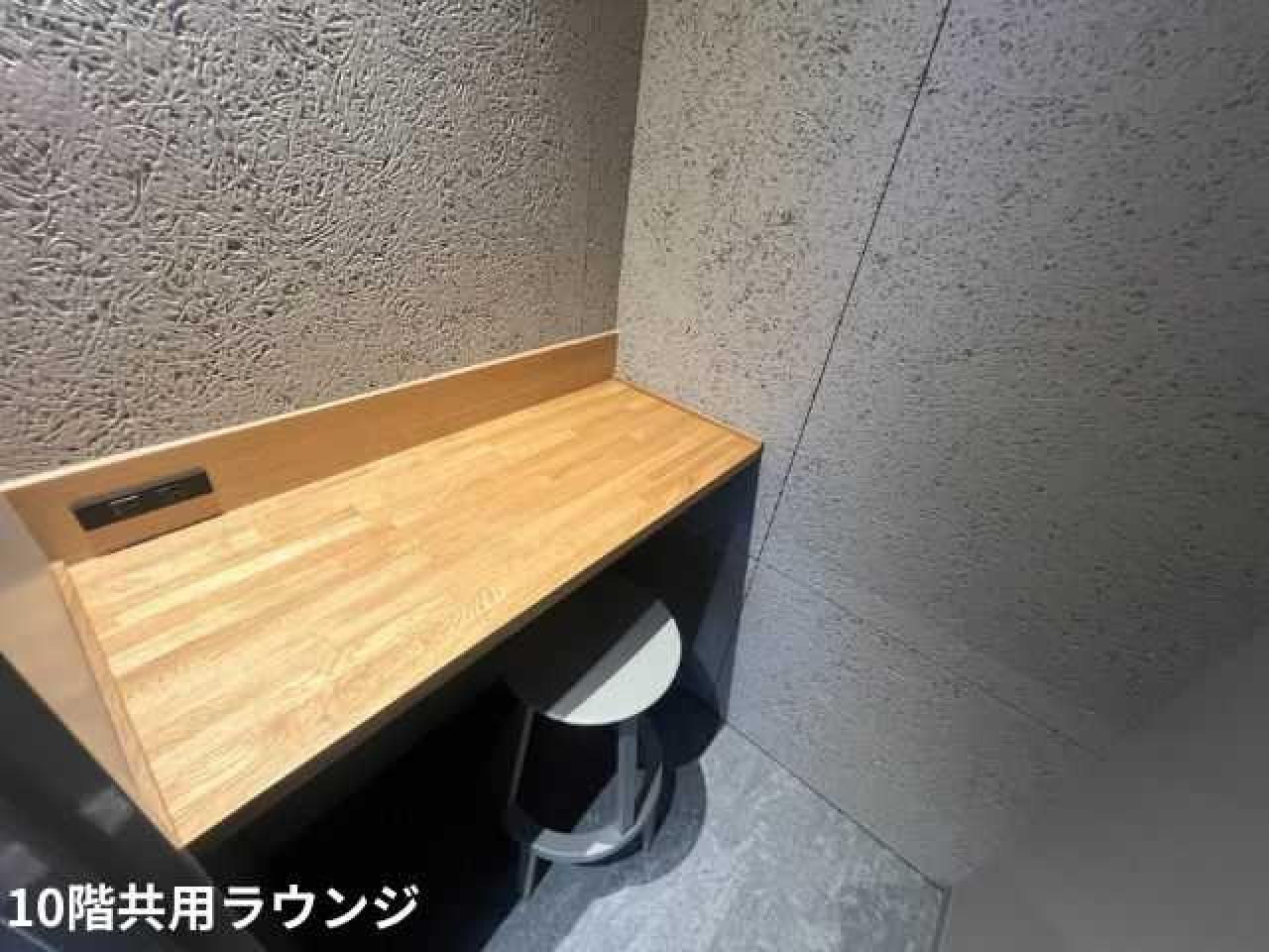 WORK VILLA KYOBASHI