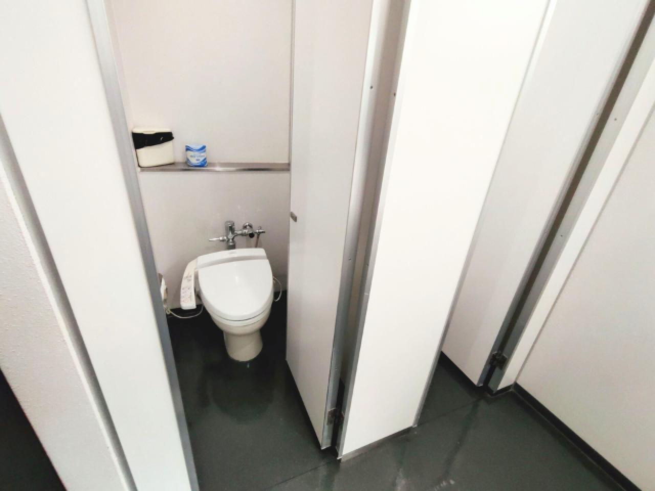 西新宿松屋ビル