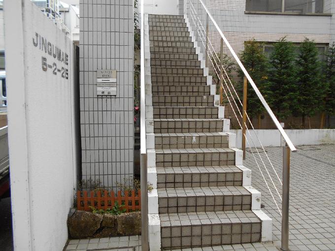 5225ビル