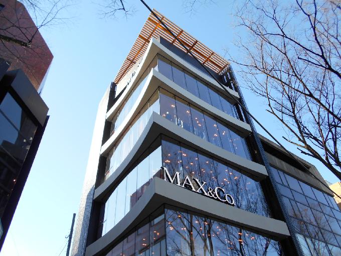 MAX&Co.ビル