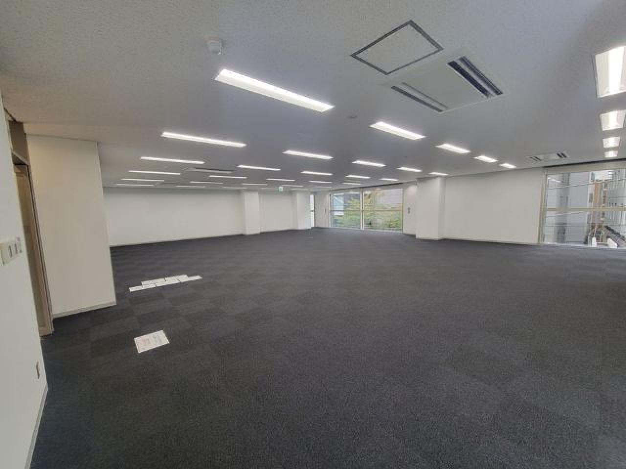 麴町スカイフィールド