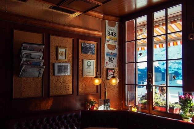 多くの人が行き交う新宿歌舞伎町で店舗利用可能な賃貸オフィスを探す