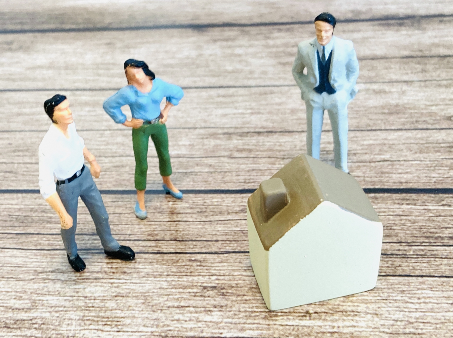 会社引っ越しの手続き全リスト｜期限と提出先を網羅した完全マニュアル