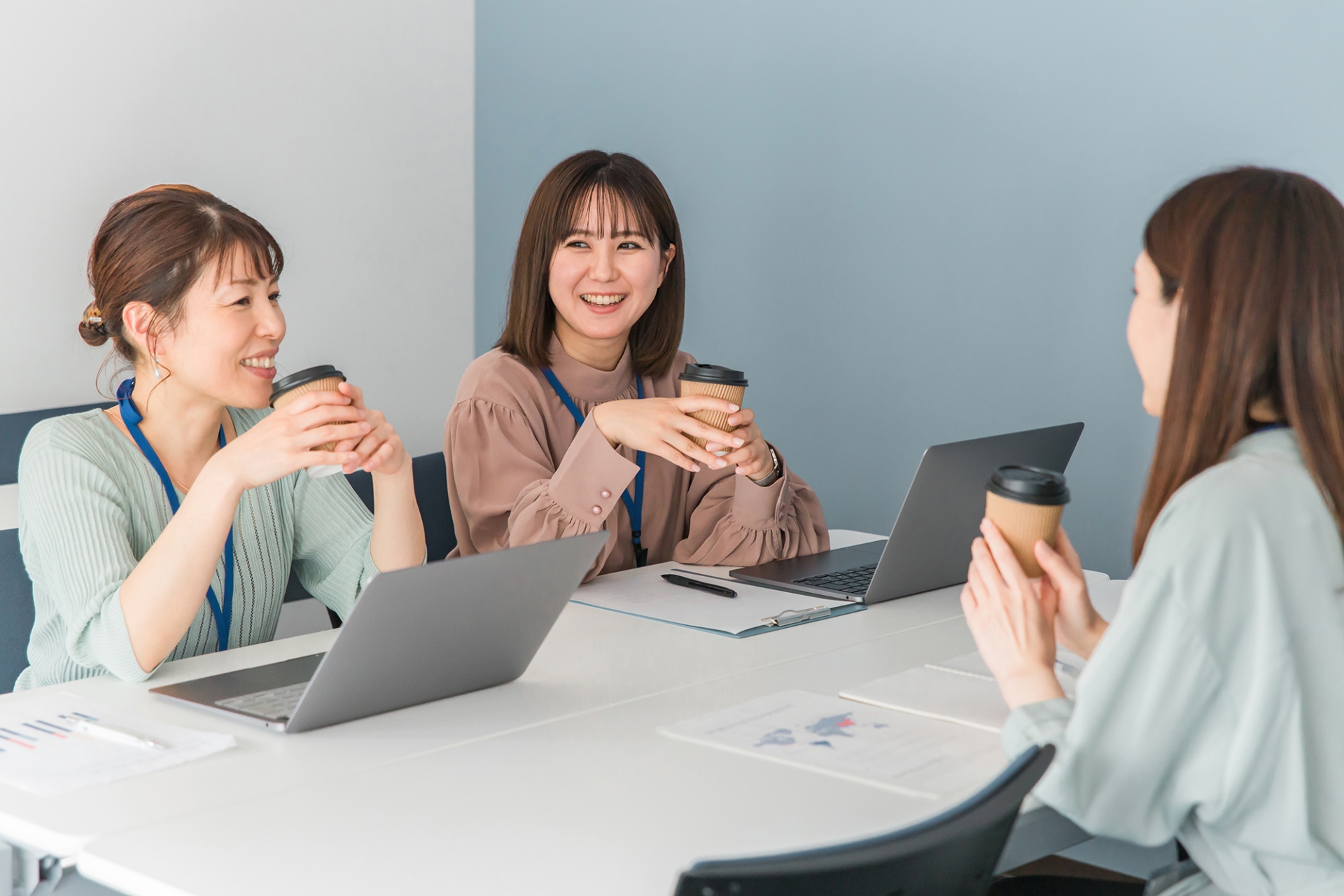 オフィスの休憩室は義務？休養室との違いと使われる作り方